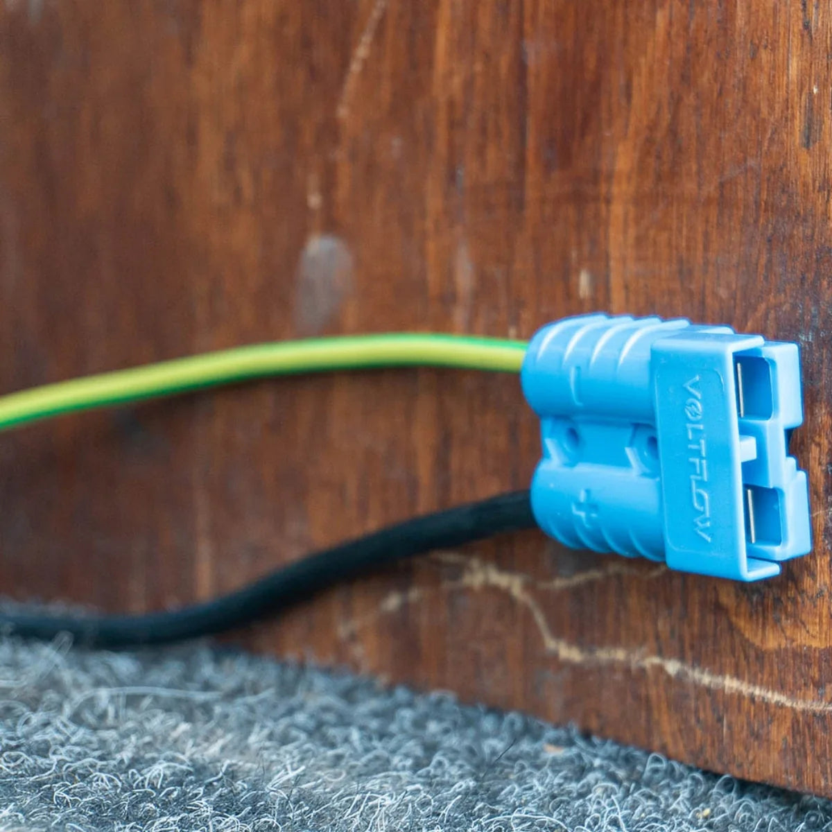 VoltFlow 12V Anderson Style Plug 50Amp - Blue