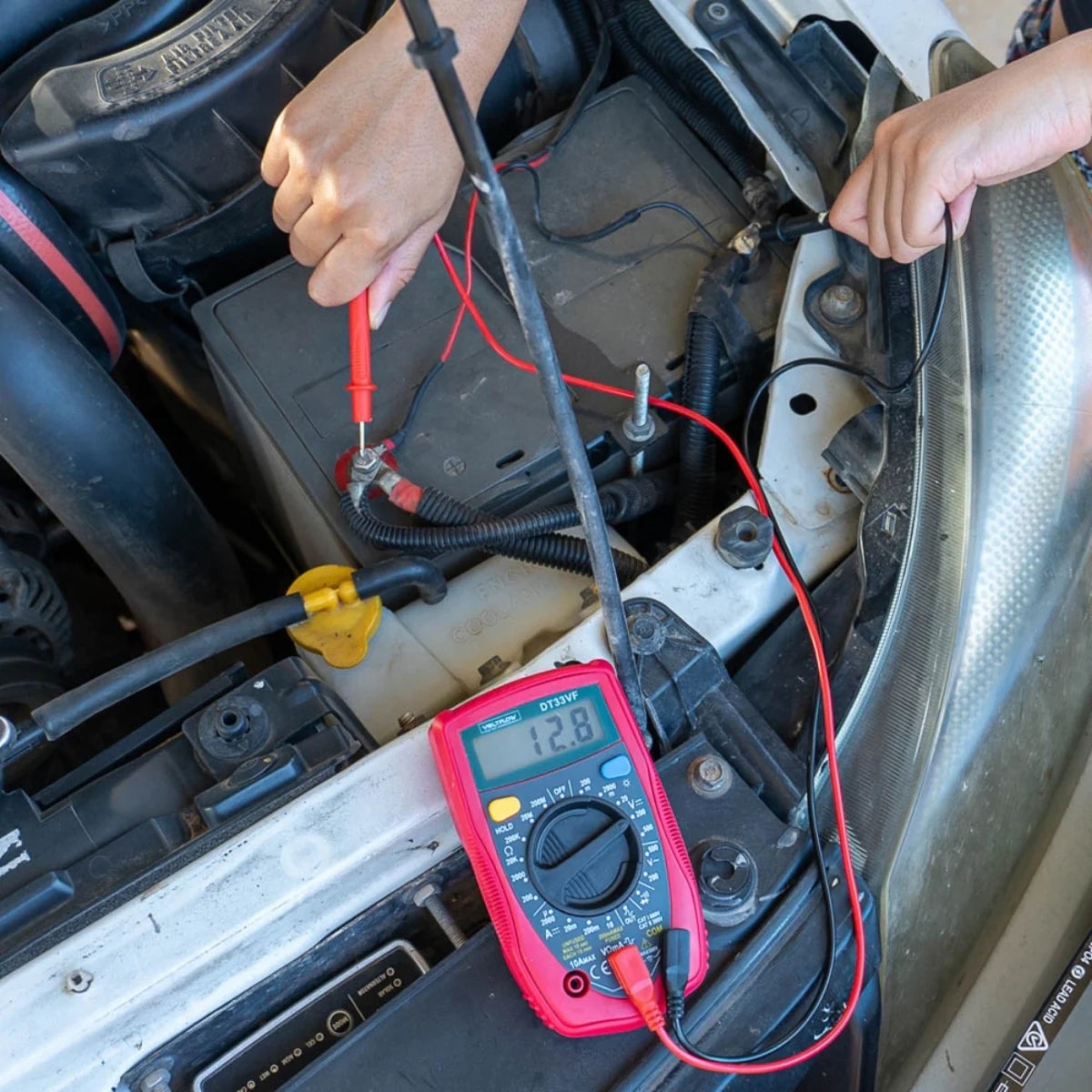 VoltFlow Digital Multimeter